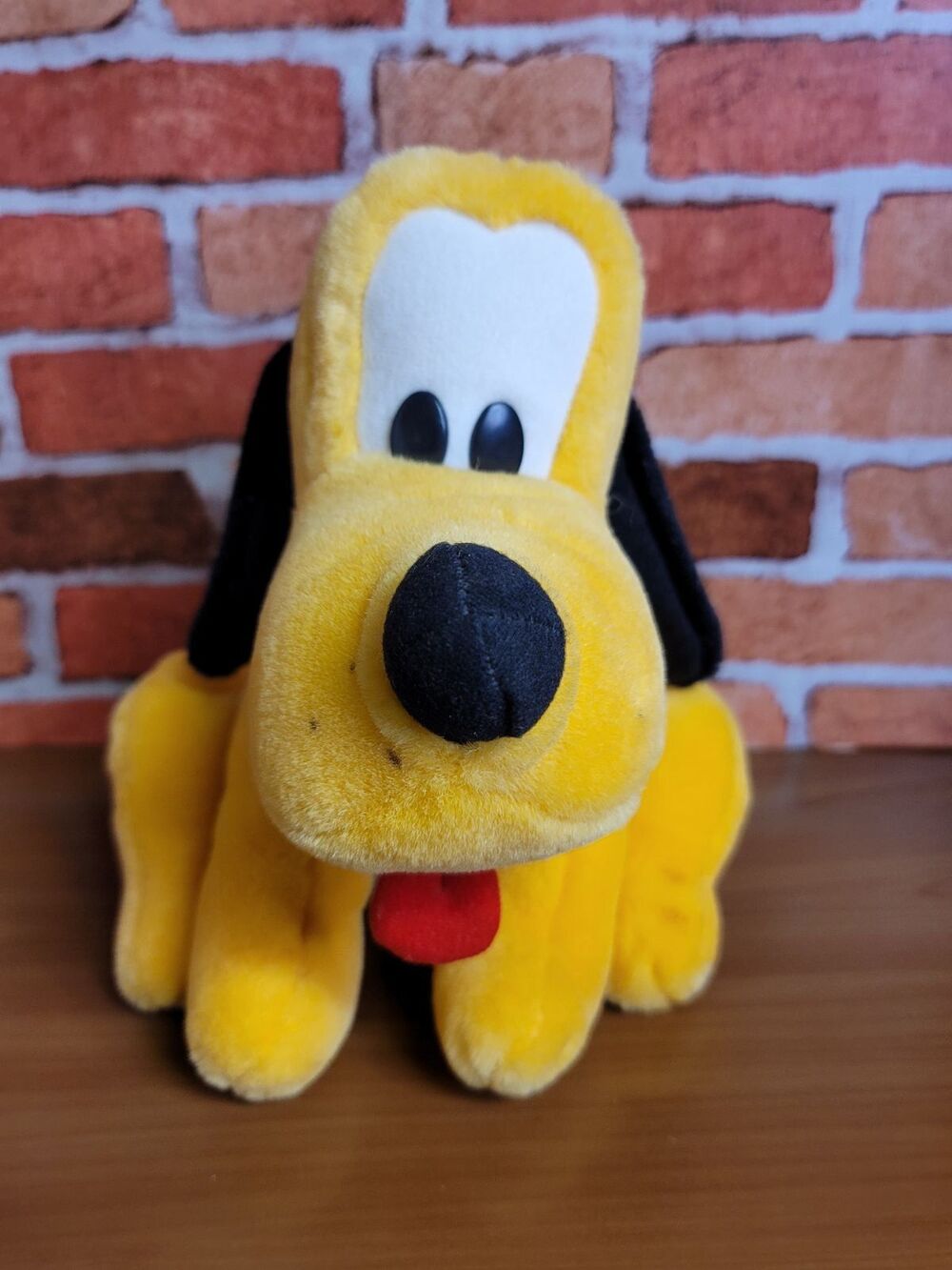 Walt Disney World 9' Plush Pluto #A24